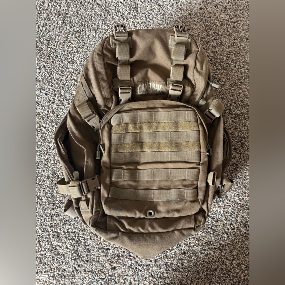 Camelbak Talon Military Backpack 100oz -Tan